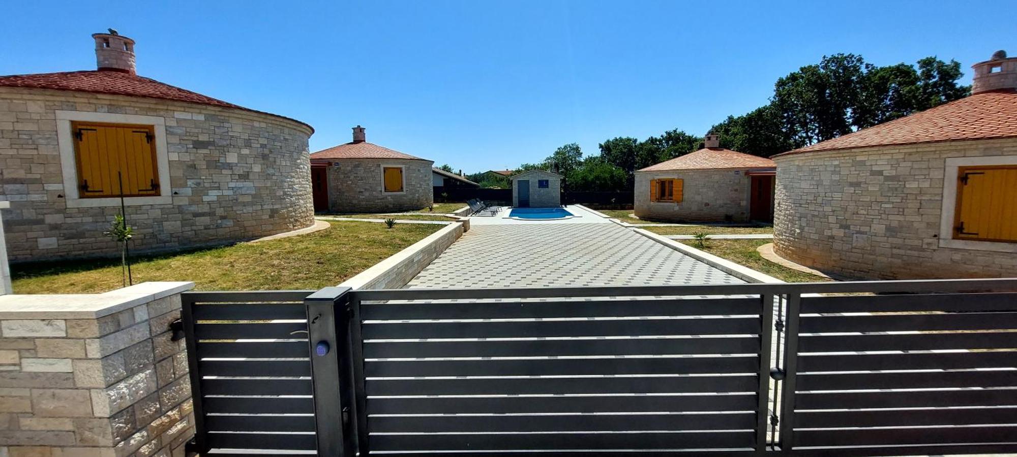 Apartmani Belavic - Kazuni Peruški Zewnętrze zdjęcie