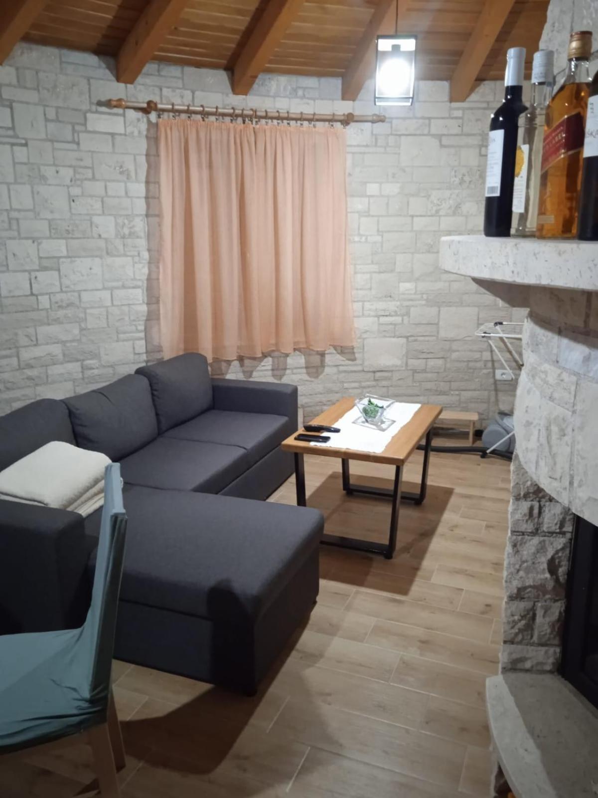 Apartmani Belavic - Kazuni Peruški Zewnętrze zdjęcie